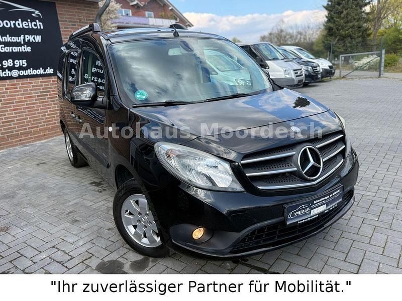 Gebraucht Mercedes Citan 111 110 PS (80 kW) 2017 Schwarz Kombi