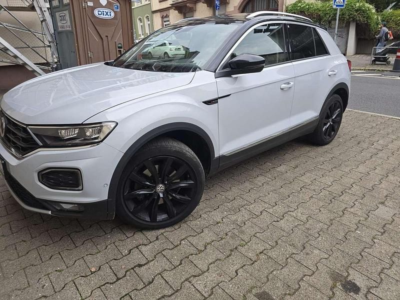 Gebraucht VW T-Roc Style 150 PS (110 kW) 2018 White silver metallic SUV