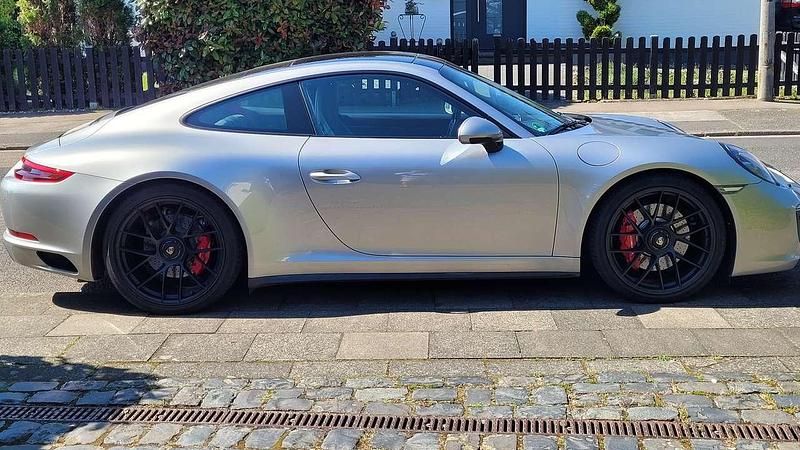 Gebraucht Porsche 911 450 PS (330 kW) 2017 Silber Coupé