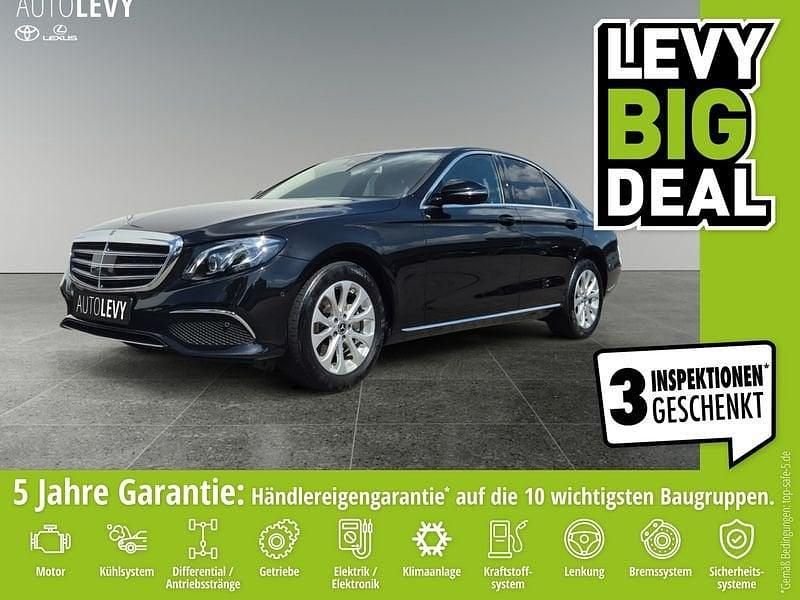 Obsidianschwarz metalliclack Gebraucht 2018 Mercedes E250 Exclusive Limousine | 30.998 € (Etwas zu teuer) - Bild 1/4