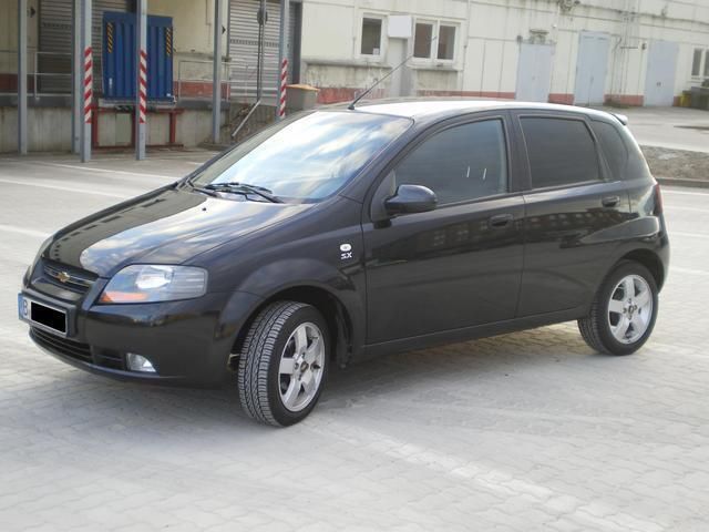 Schwarz metallic Gebraucht 2008 Chevrolet Kalos SX Limousine | 5.550 € - Bild 1/4