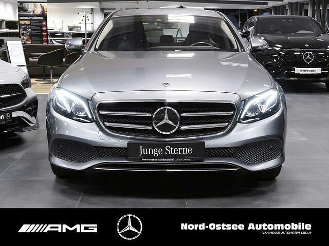 Gebraucht Mercedes E400 Avantgarde 340 PS (250 kW) 2019 Grau metalliclack selenitgrau metallic Limousine