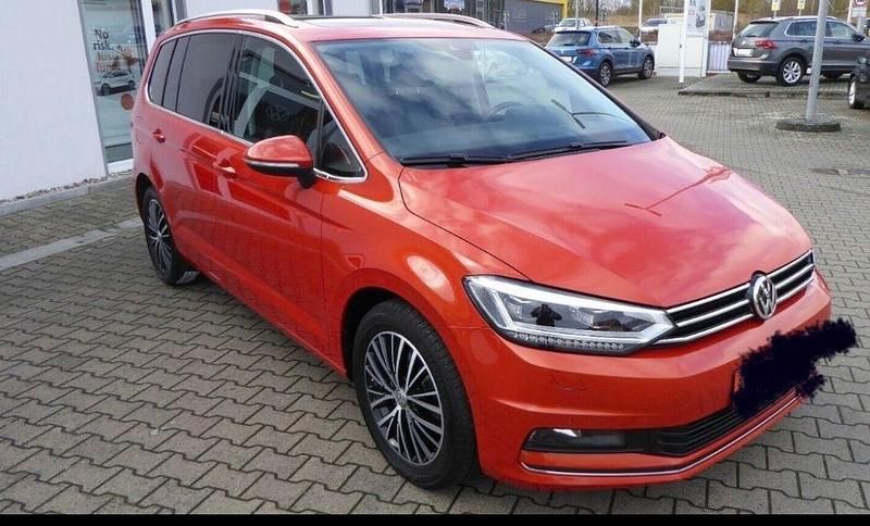 Gebraucht VW Touran Highline 190 PS (139 kW) 2017 Orange Van / Kleinbus