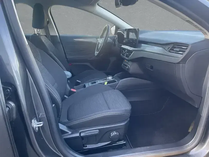 Gebraucht Ford Focus Titanium 116 PS (85 kW) 2024 Andere Limousine