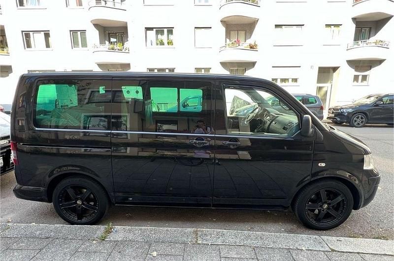 Schwarz Gebraucht 2009 VW T5 Startline Van | 9.200 € (Fairer Preis) - Bild 1/4