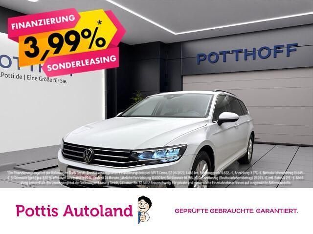 Weiss Gebraucht 2023 VW Passat Business Kombi | 24.777 € (Guter Preis) - Bild 1/2