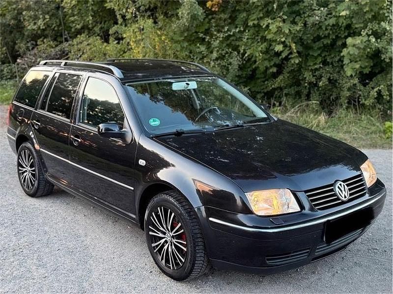 Schwarz Gebraucht 2004 VW Bora Pacific Limousine | 1.999 € (Fairer Preis) - Bild 1/4