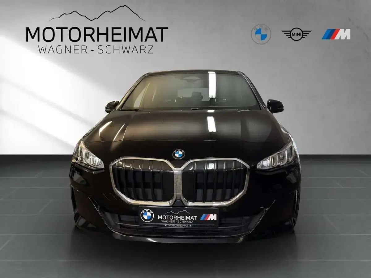 Gebraucht BMW 218 Active Tourer 150 PS (110 kW) 2022 Schwarz uni Van / Kleinbus