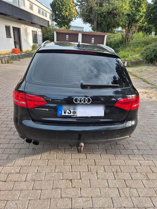 Schwarz Gebraucht 2009 Audi A4 Kombi | 6.600 € (Etwas zu teuer) - Bild 1/4