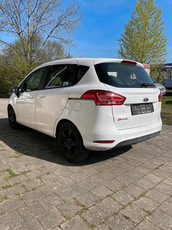 Second-hand Ford B-MAX 105 CP (77 kW) 2016 Alb Monovolum