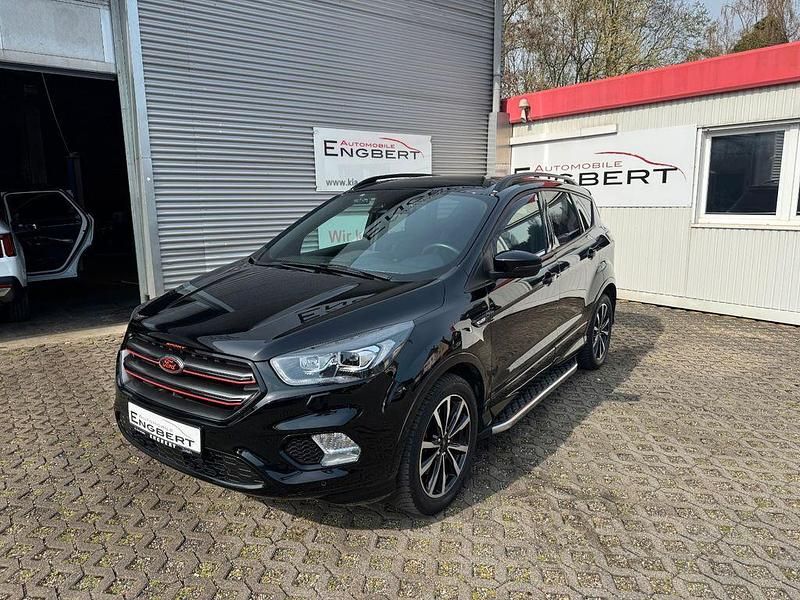 Gebraucht Ford Kuga ST-Line 150 PS (110 kW) 2019 Schwarz SUV