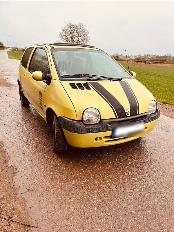 Gebraucht Renault Twingo 58 PS (42 kW) 2002 Gelb Kleinwagen
