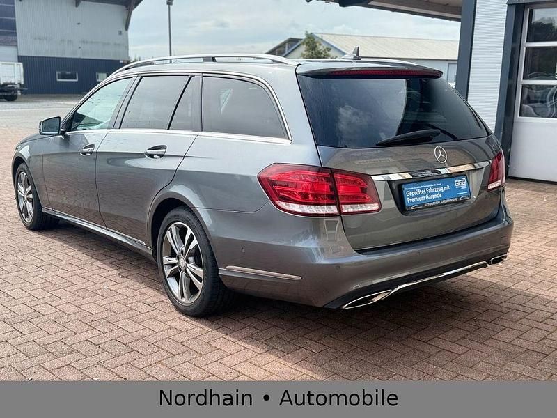 Gebraucht Mercedes 250 204 PS (150 kW) 2016 Grau Limousine