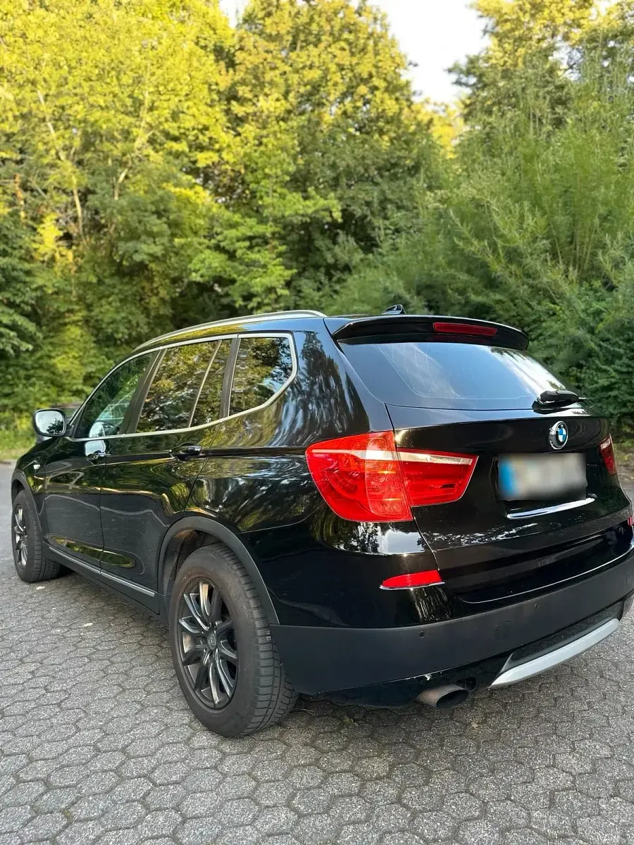 Gebraucht BMW X3 184 PS (135 kW) 2011 Schwarz SUV