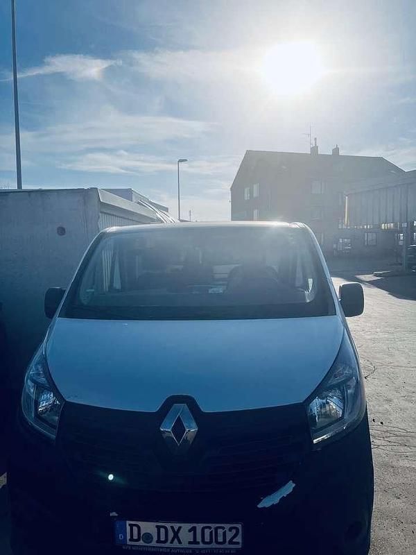 Gebraucht 2015 Renault Trafic Komfort Van | 5.500 € (Fairer Preis) - Bild 1/4