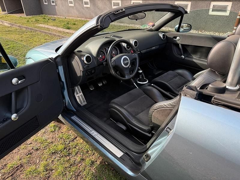 Gebraucht Audi TT Roadster 150 PS (110 kW) 2004 Blau Cabrio