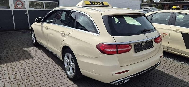 Second-hand Mercedes E200 150 CP (110 kW) 2018 Alb Berlinǎ