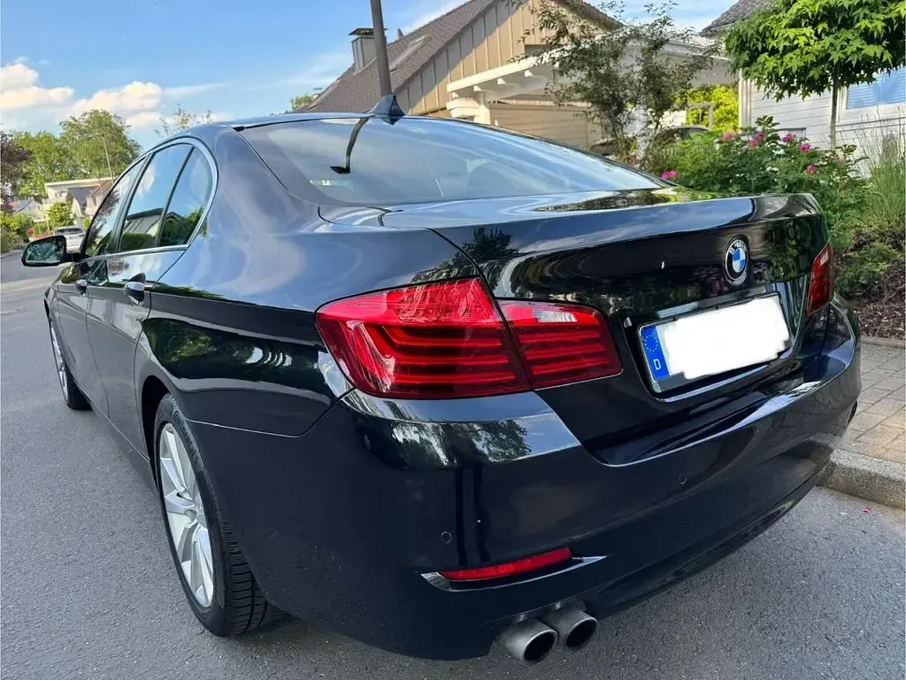 Gebraucht BMW 520 Performance 184 PS (135 kW) 2016 Schwarz Limousine