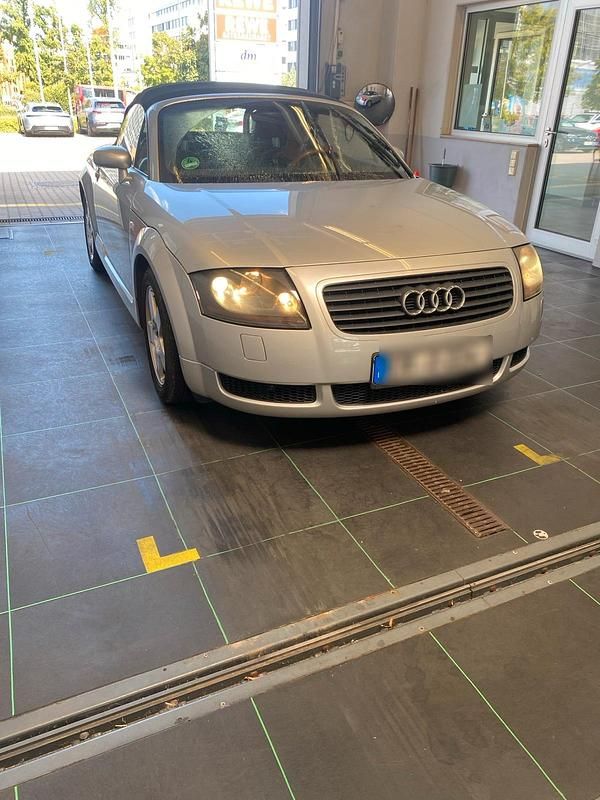 Silber Gebraucht 2000 Audi TT Cabrio | 9.000 € (Fairer Preis) - Bild 1/4
