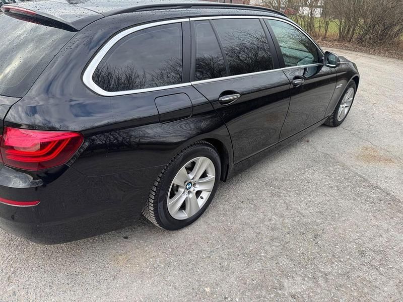 Gebraucht BMW 525 218 PS (160 kW) 2014 Schwarz Kombi