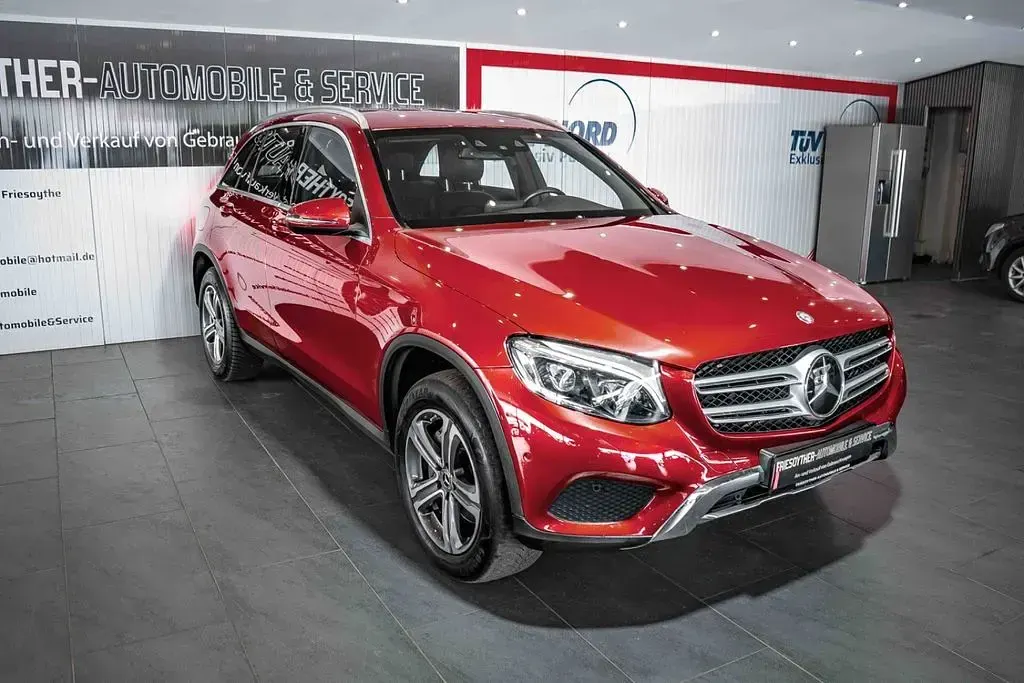 Gebraucht Mercedes GLC220 170 PS (125 kW) 2016 Rot SUV