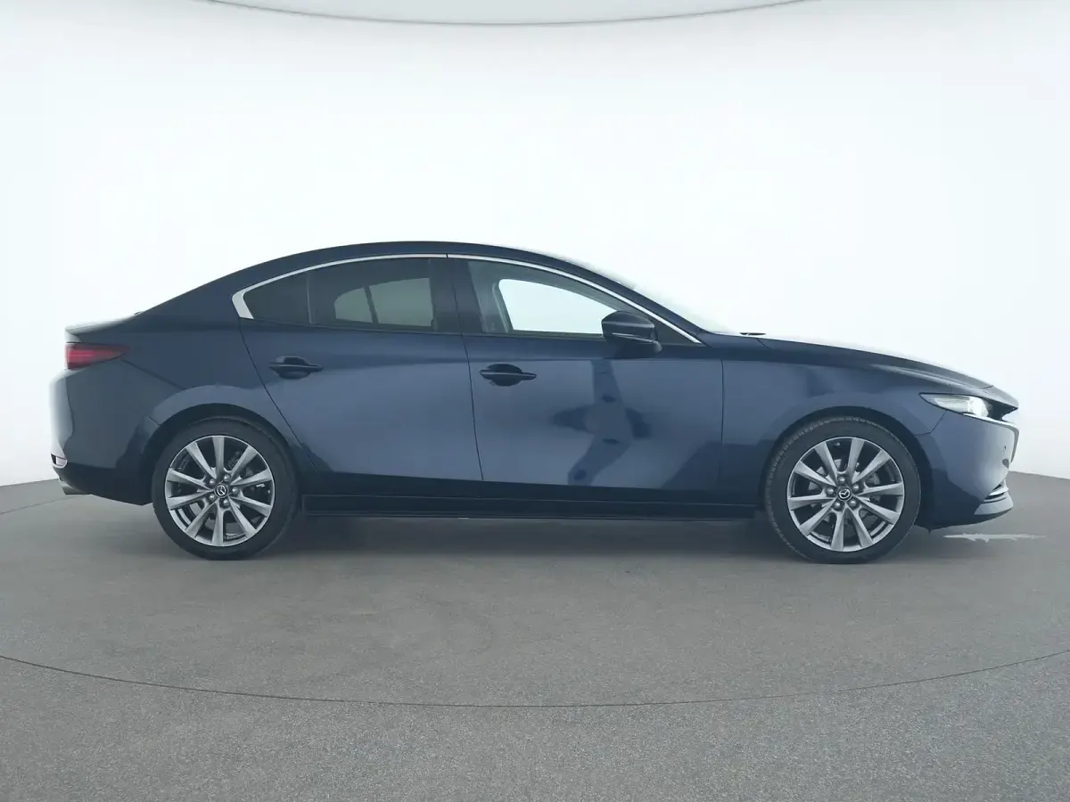 Gebraucht Mazda 3 Selection 179 PS (131 kW) 2022 Deep crystal Limousine