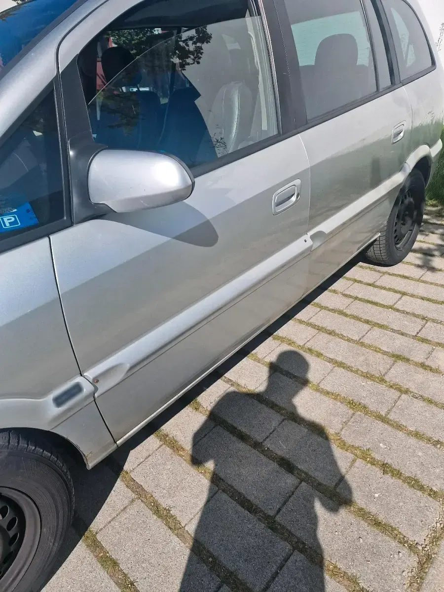 Gebraucht Opel Corsa 100 PS (73 kW) 2004 Grau Kleinwagen