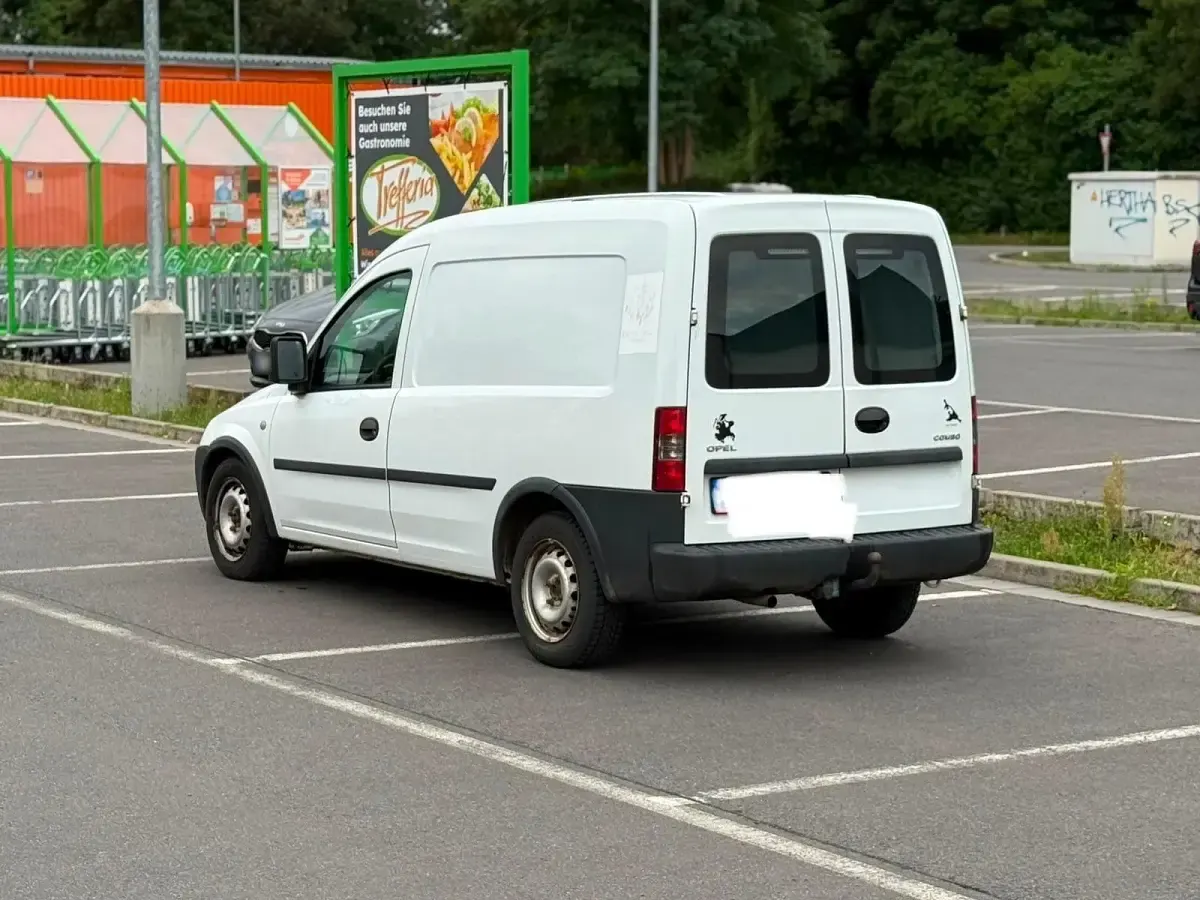 Gebraucht Opel Combo 90 PS (66 kW) 2010 Weiß Van / Kleinbus