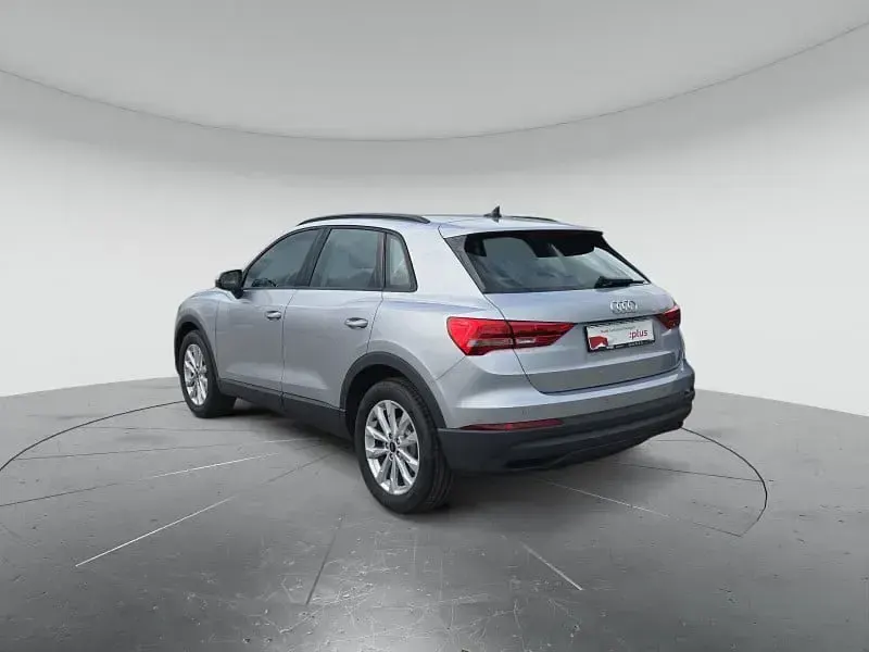 Gebraucht Audi Q3 Comfort 150 PS (110 kW) 2025 Florettsilber metallic SUV
