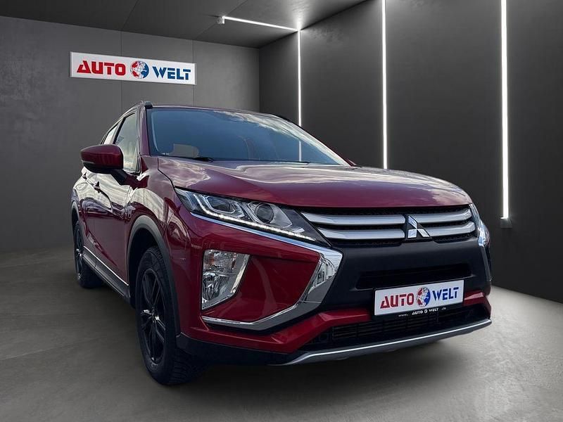 Gebraucht Mitsubishi Eclipse Cross Basis 163 PS (119 kW) 2020 Rot SUV