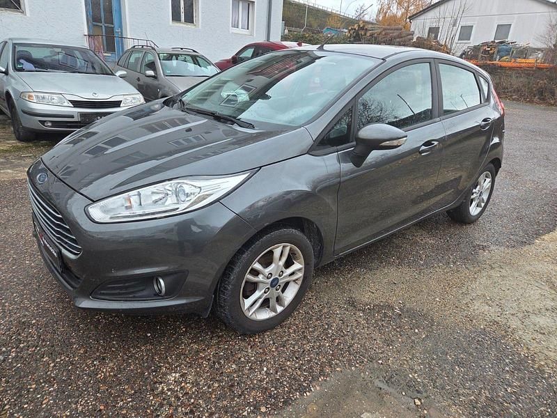 Gebraucht Ford Fiesta Trend 80 PS (58 kW) 2015 Kleinwagen