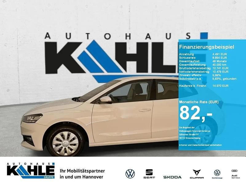 Weiß Gebraucht 2024 Skoda Fabia Essence Kleinwagen | 14.970 € (Guter Preis) - Bild 1/4