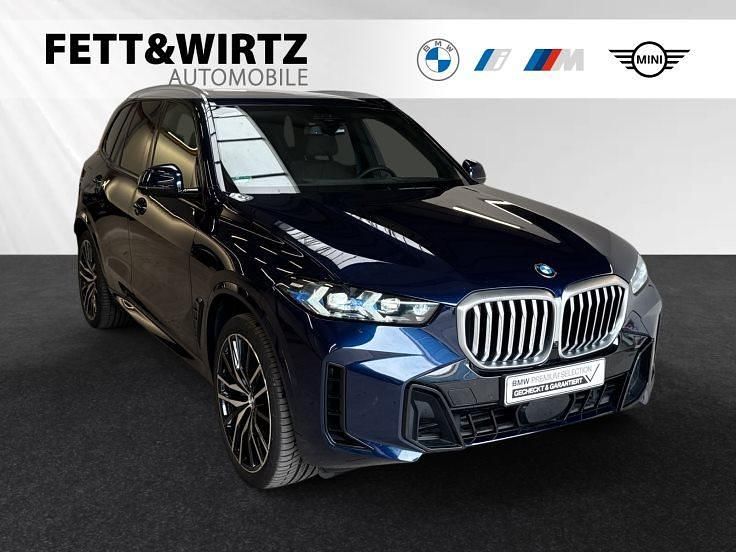 Tansanitblau metallic Gebraucht 2024 BMW X5 M Sport SUV | 74.490 € (Superpreis) - Bild 1/3