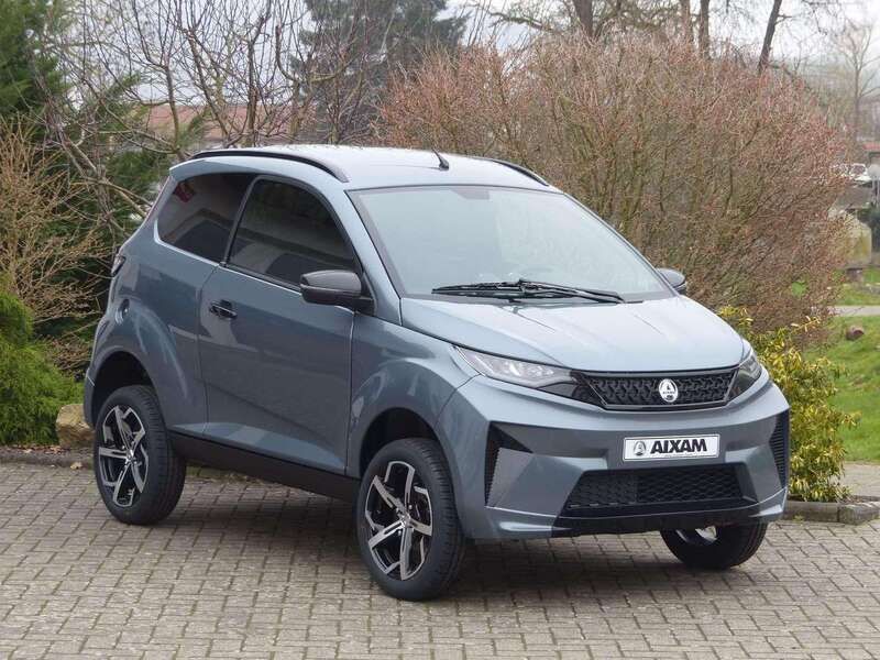 Titanmet. a710 Gebraucht 2024 Aixam Crossover Premium Kleinwagen | 19.150 € (Etwas zu teuer) - Bild 1/4