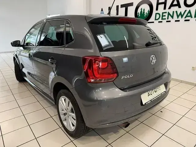 Używany VW Polo Style 105 KM (77 kW) 2011 Andere Hatchback