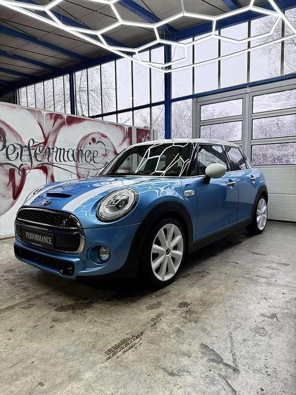Gebraucht Mini Cooper SD 170 PS (125 kW) 2015 Electric blue ii metallic Kleinwagen