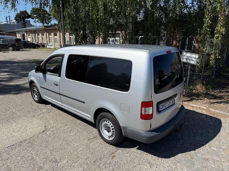 Silber Gebraucht 2008 VW Caddy Maxi Van / Kleinbus | 7.140 € (Fairer Preis) - Bild 1/4