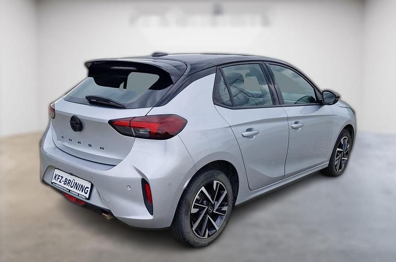 Silber metallic Gebraucht 2024 Opel Corsa | 17.680 € (Guter Preis) - Bild 1/4