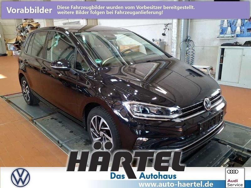 Deep black perleffekt, pearl effect Gebraucht 2018 VW Golf VII Join Limousine | 17.600 € (Fairer Preis) - Bild 1/4