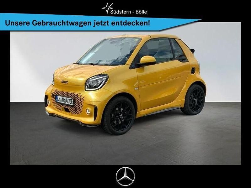 Gelb Gebraucht 2021 Smart ForTwo Electric Drive Cabrio | 17.490 € - Bild 1/4