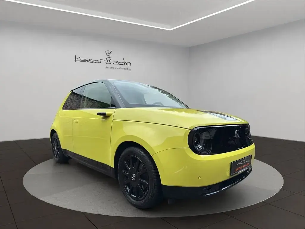 Käytetty Honda e 100 kW (136 HP) 2022 Keltainen Viistoperä