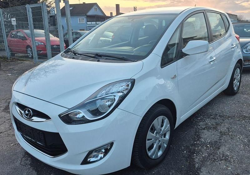 Gebraucht Hyundai ix20 Edition 90 PS (66 kW) 2013 Weiß Kleinwagen