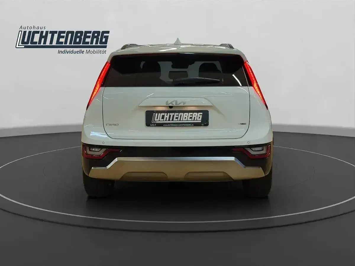 Neu Kia Niro Spirit 129 PS (94 kW) 2025 Weiß SUV