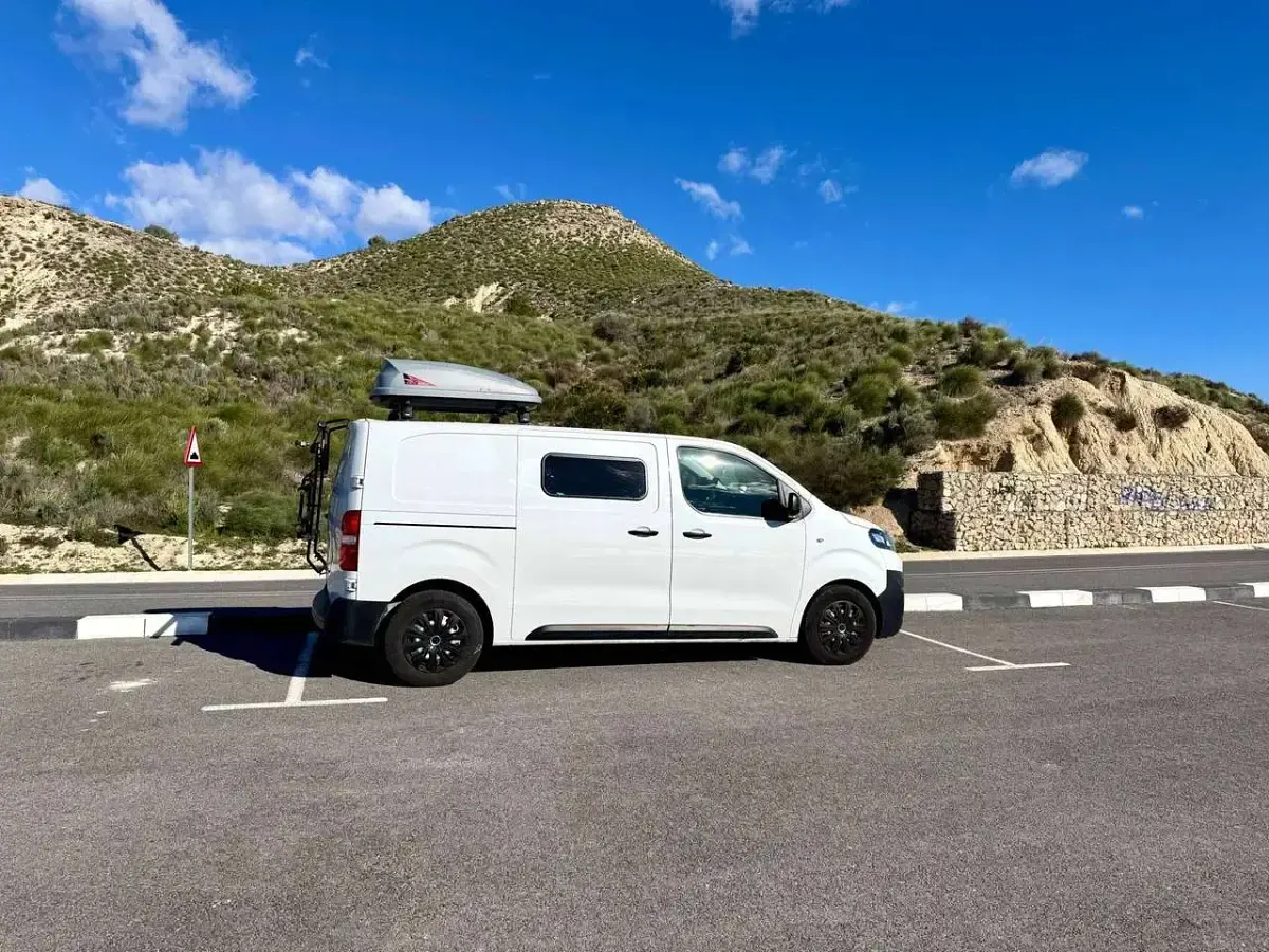 Gebraucht Citroën Jumpy 120 PS (88 kW) 2016 Weiß Van / Kleinbus