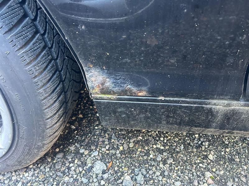 Gebraucht BMW 330 Performance 184 PS (135 kW) 2000 Schwarz Kombi