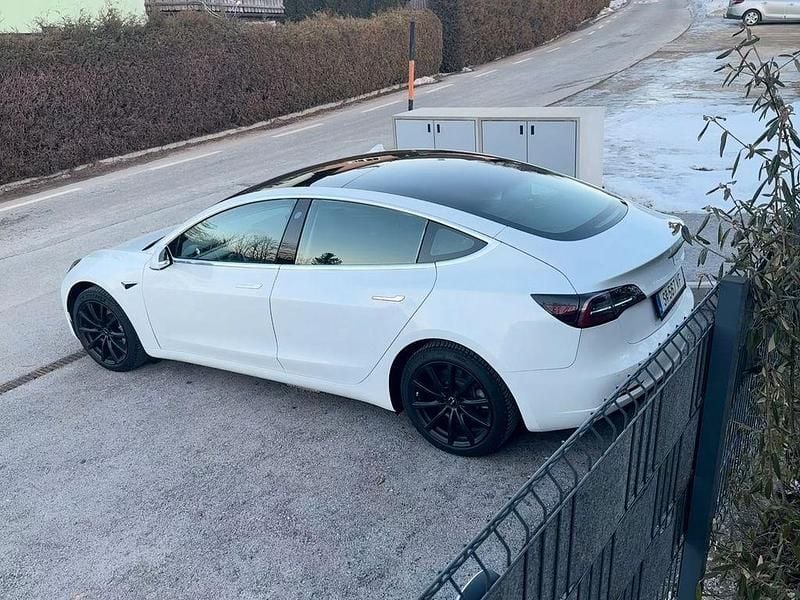 Gebraucht Tesla Model 3 350 kW (476 PS) 2020 Weiß Limousine