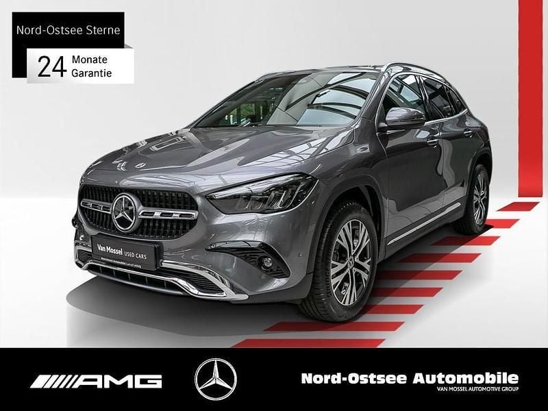Metalliclack mountaingrau Gebraucht 2024 Mercedes GLA200 Progressive SUV | 37.990 € (Guter Preis) - Bild 1/4