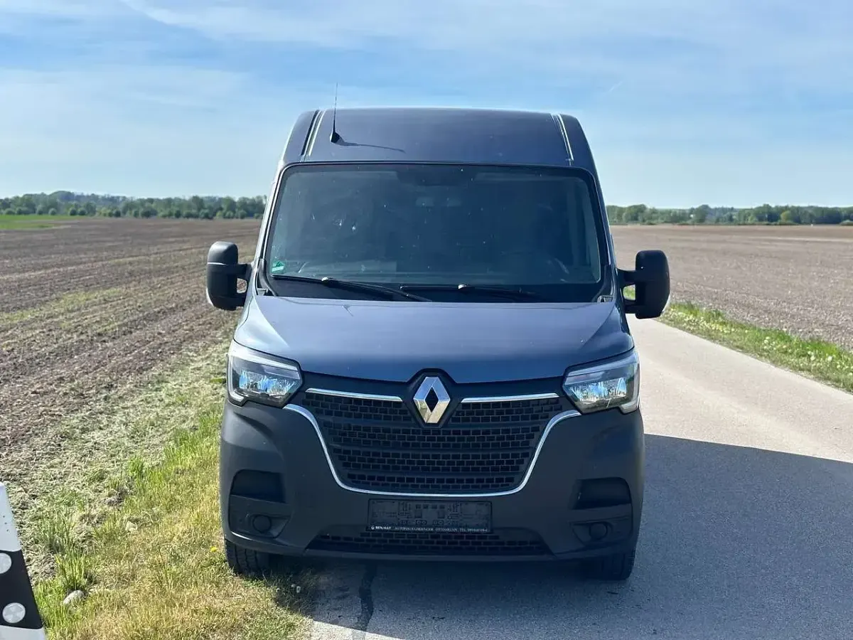 Używany Renault Master 150 KM (110 kW) 2020 Niebieski Minivan