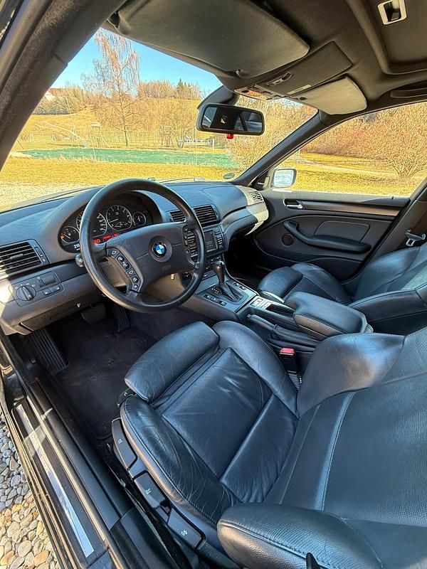 Gebraucht BMW 330 Exclusive 231 PS (169 kW) 2003 Schwarz Limousine