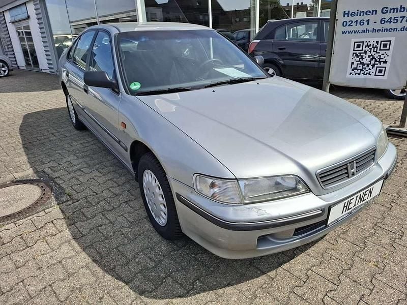 Silber Gebraucht 1997 Honda Accord Limousine | 1.750 € - Bild 1/4